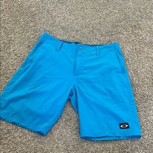 Oakley Men's Blue Shorts -size 31